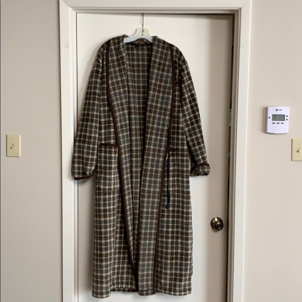 Donna Karan robe